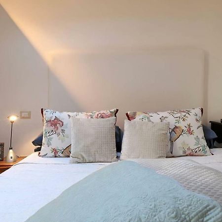 Luxury House Colosseo โรม ภายนอก รูปภาพ