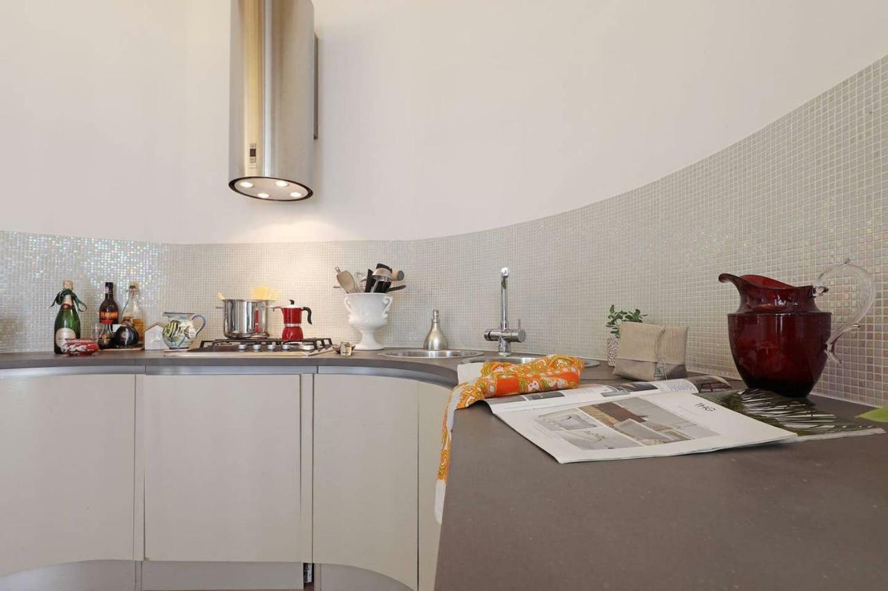 Luxury House Colosseo โรม ภายนอก รูปภาพ