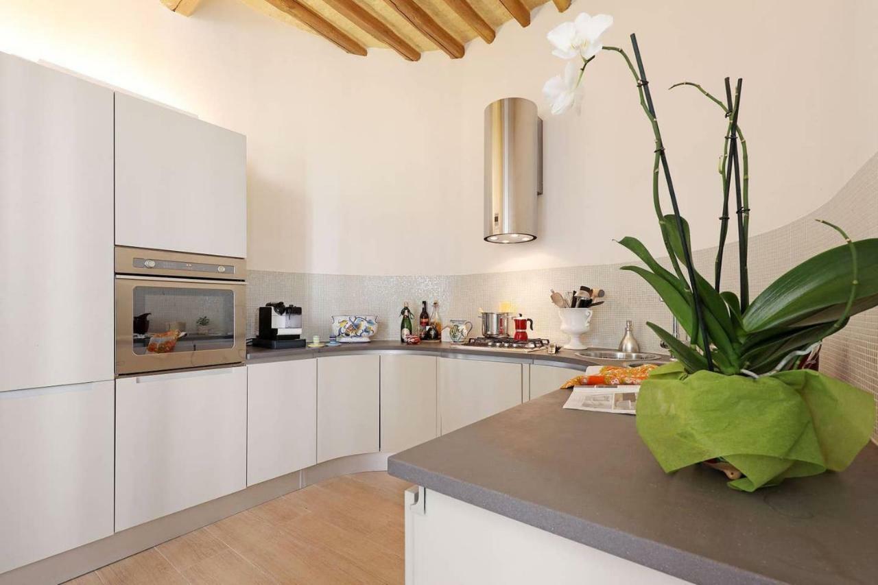 Luxury House Colosseo โรม ภายนอก รูปภาพ
